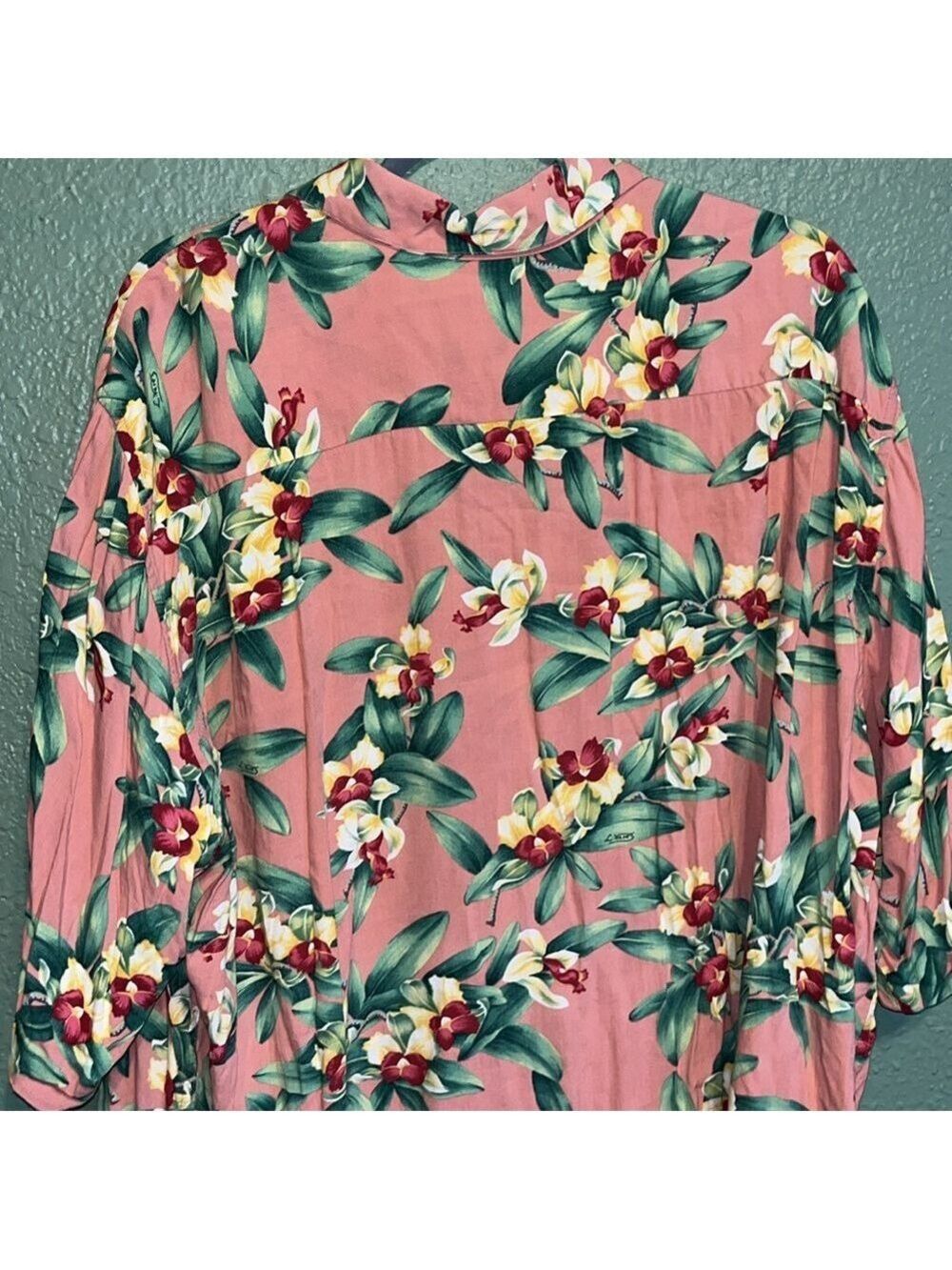 Vintage Hawaiian Floral Rayon Camp Shirt Hawaii Tropical Shirt Reyn Spooner - Picture 3 of 6